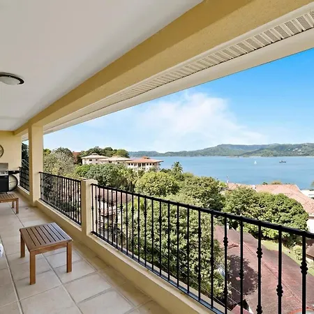 Remodeled Top-Floor Flamingo Condo With Outstanding Ocean Views